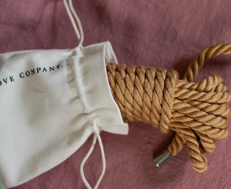 NL0602 KANUKA BONDAGE ROPE-7890.jpg