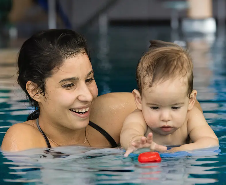Babyschwimmen_Webseite.jpg