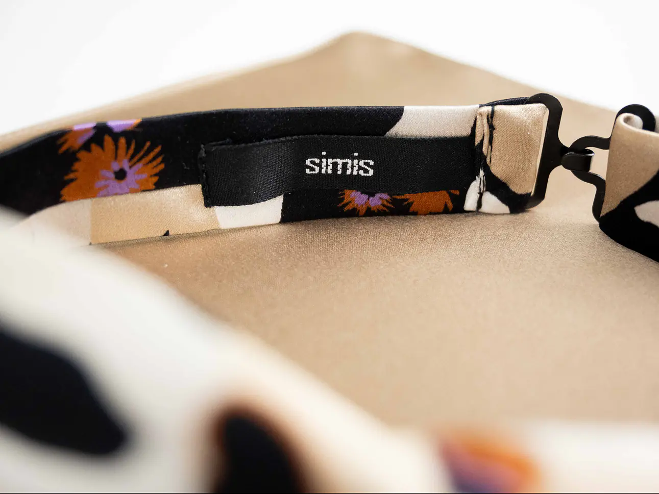 Fliege mit Einstecktuch