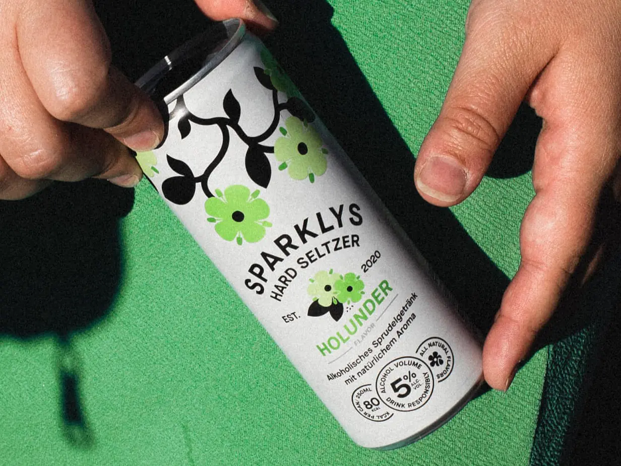 Sparklys Hard Seltzer Holunder