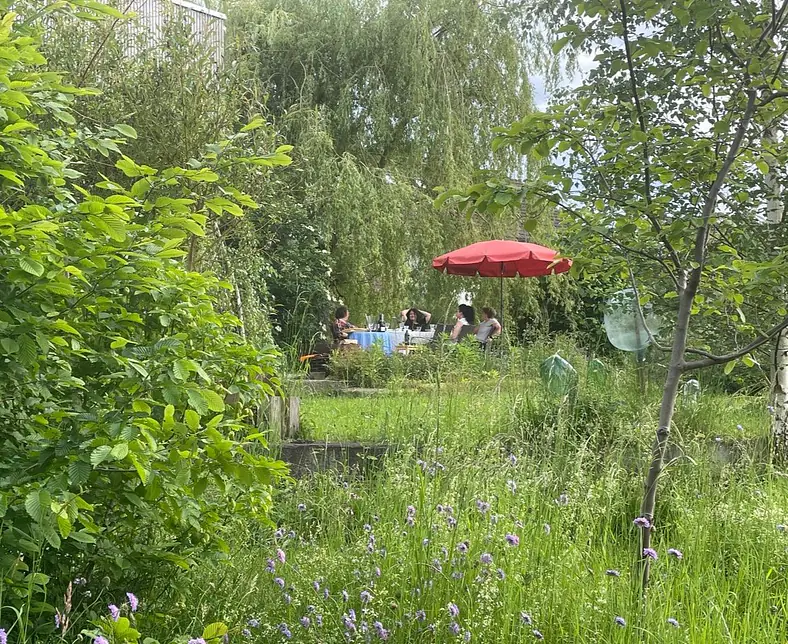 wohnen im Garten.jpg