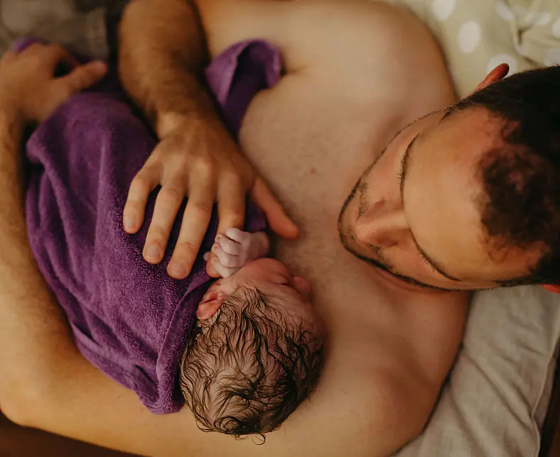 geburtsfotografie-geburtshaus-st-gallen-isabell-steinert-geburt-146.jpg